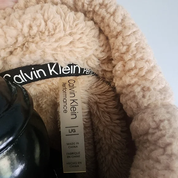 Cozy Women's Teddy Sherpa Jacket - Tan - Picture 3 of 6